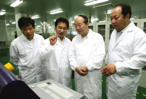 常州亿晶光电科技有限公司组件测试实验室